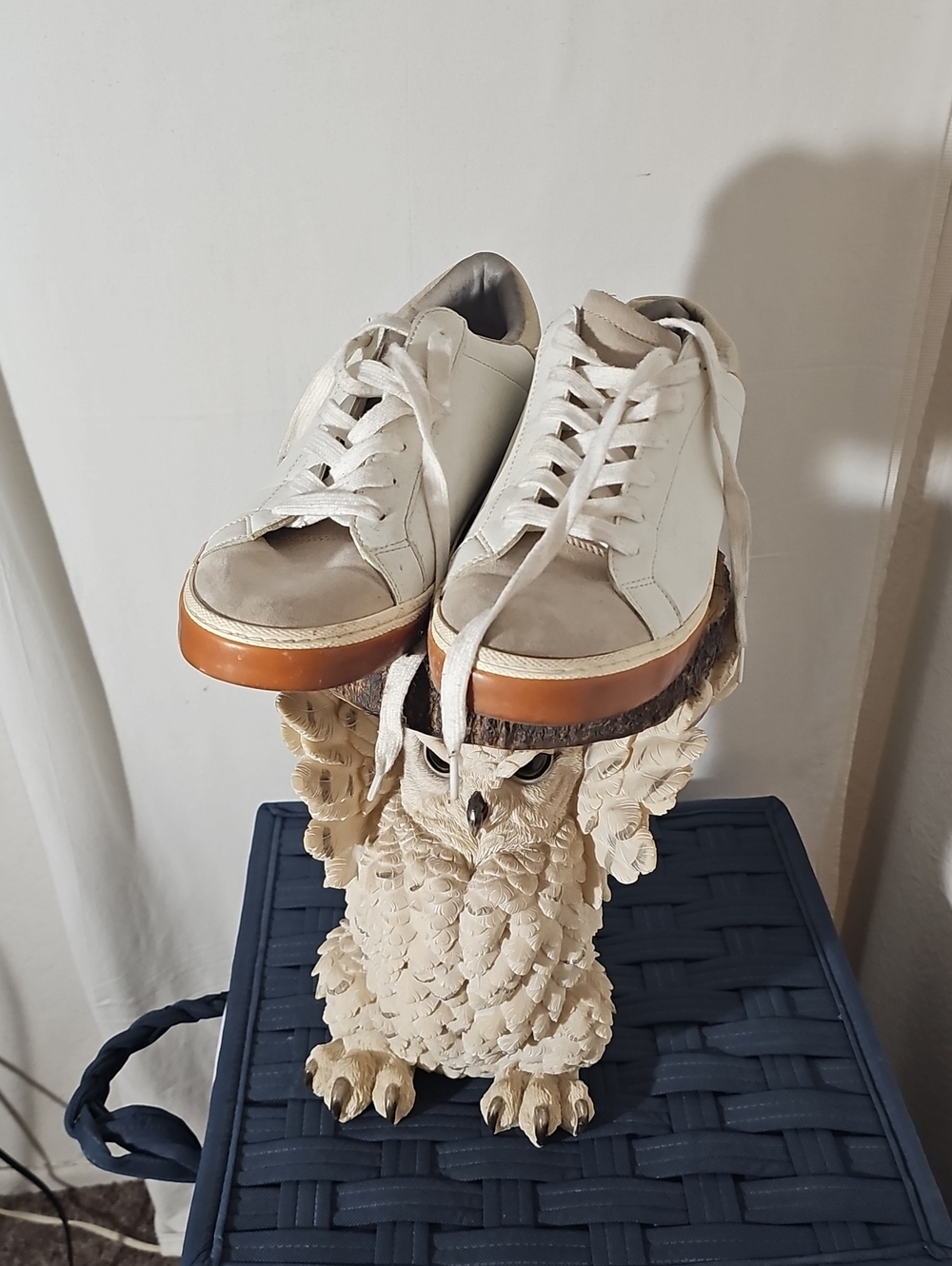 White and Tan Men's Casual Leather Sneakers